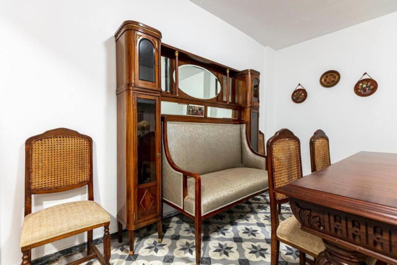 Historical 4-Br Home Steps From Besiktas Stadium & Bosphorus Views - Prime Nisantasi Location! Istambul Exterior foto